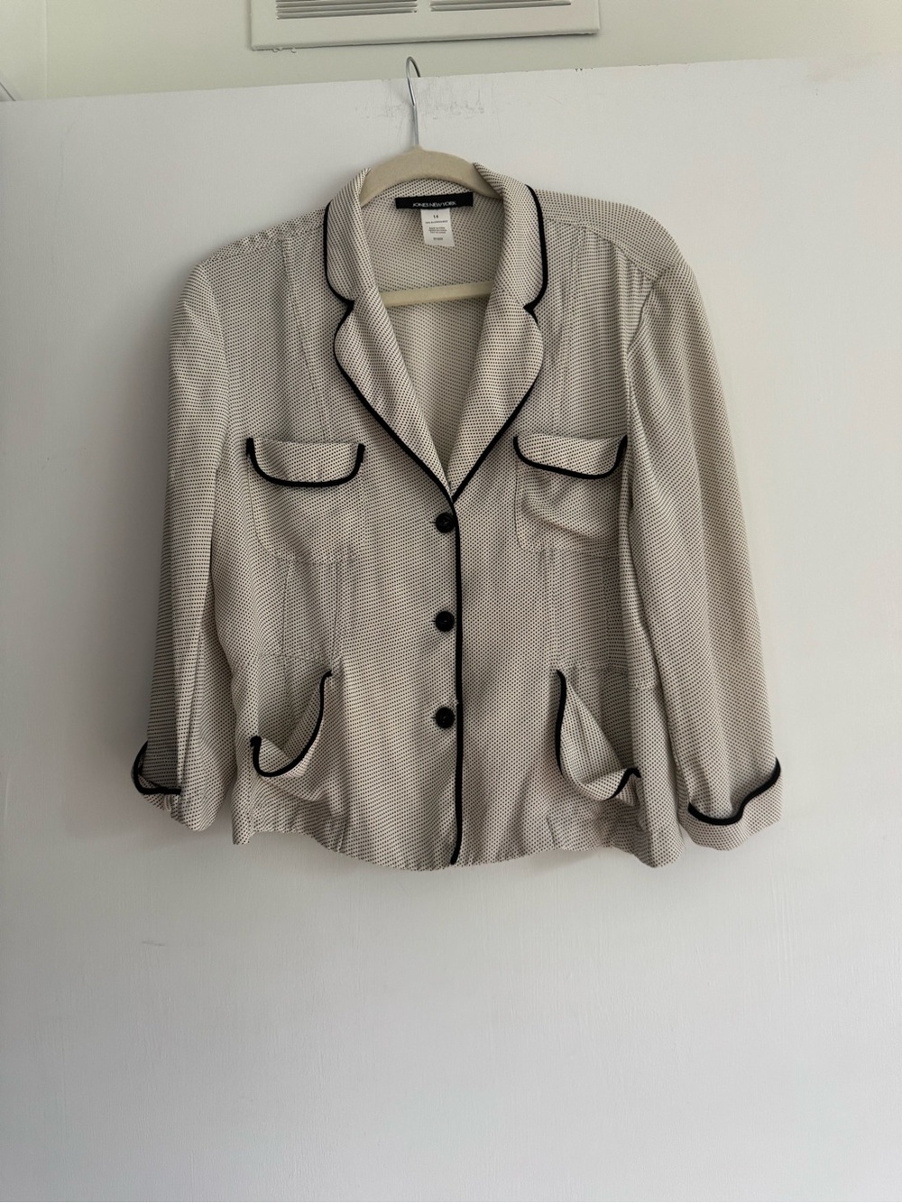 Jones New York Silk Cream Blazer with Black Trim